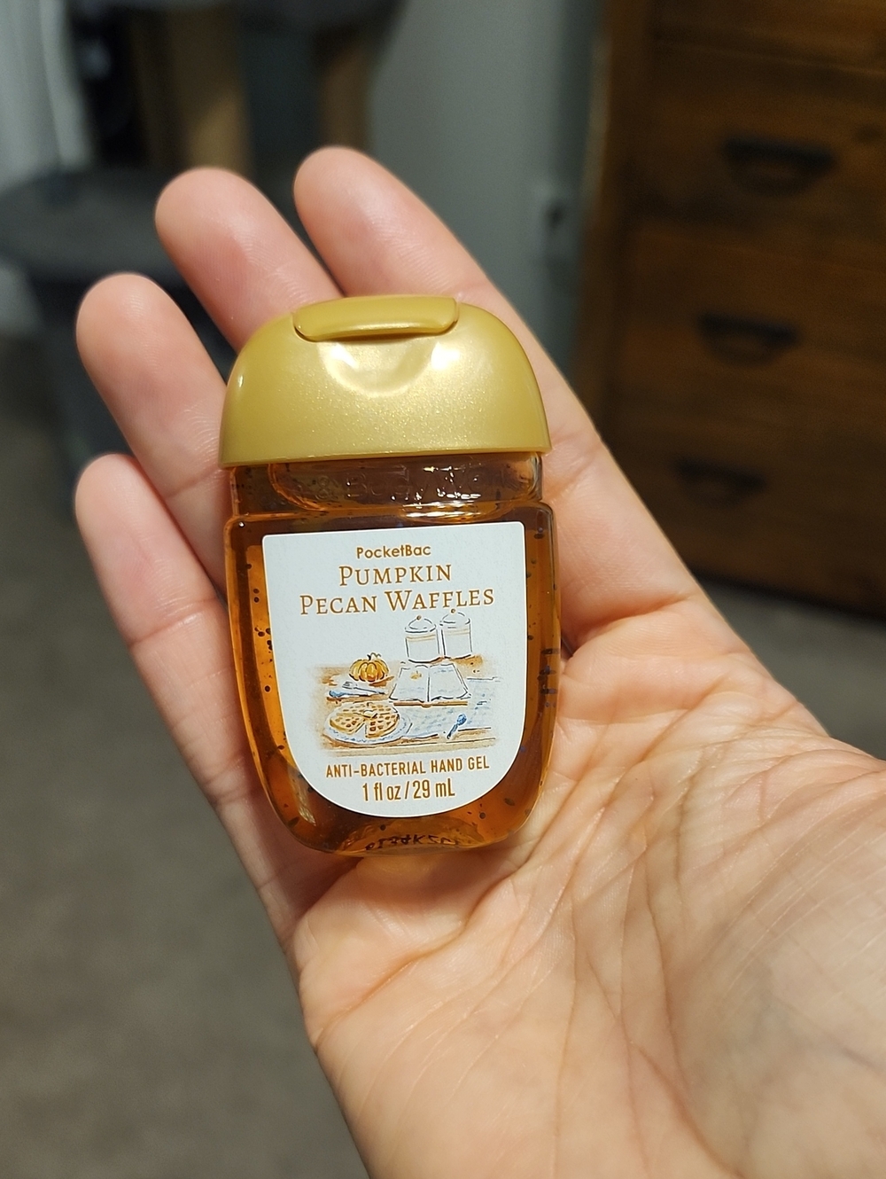 Bath & Body Works Pumpkin Pecan Waffles Hand Gel - Gold/Amber